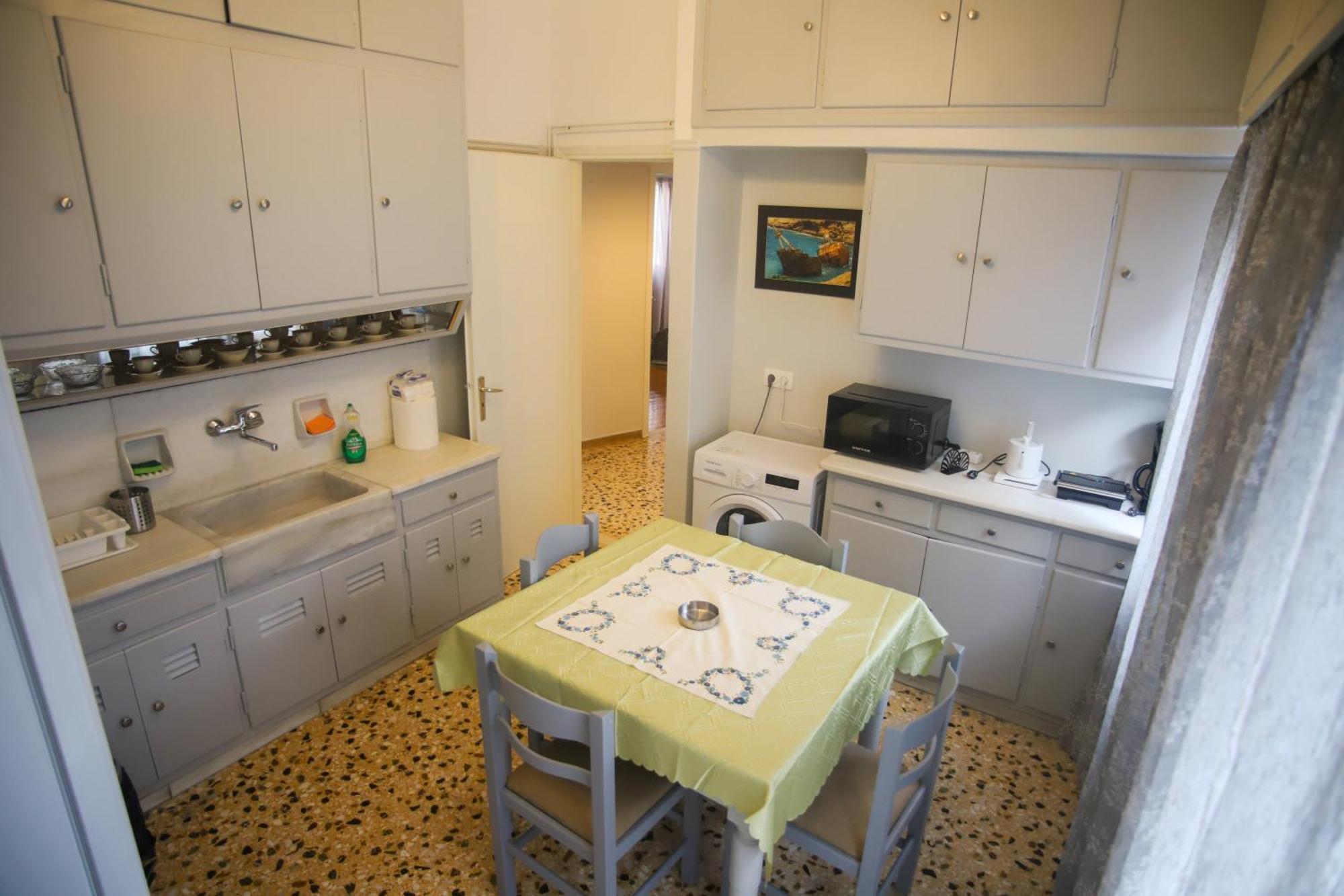 Mairas House Collection Apartment Athena Bagian luar foto